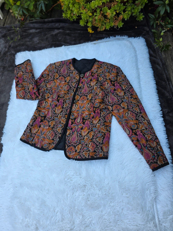 Vintage beautiful Floral patterned blazer
