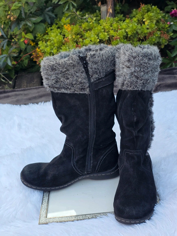 Snowdonia boots size 7