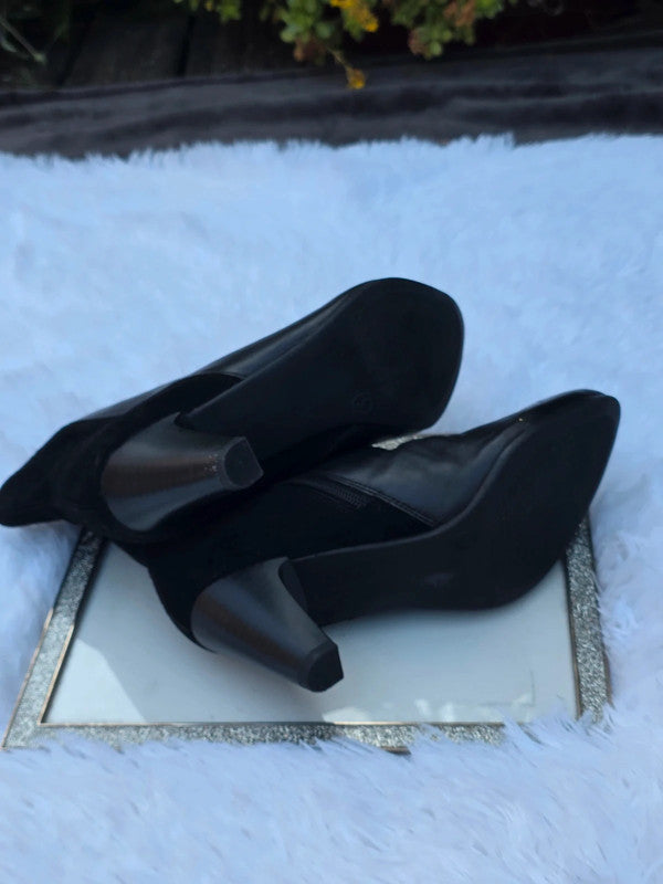 Soleflex leather ankle boots size 7