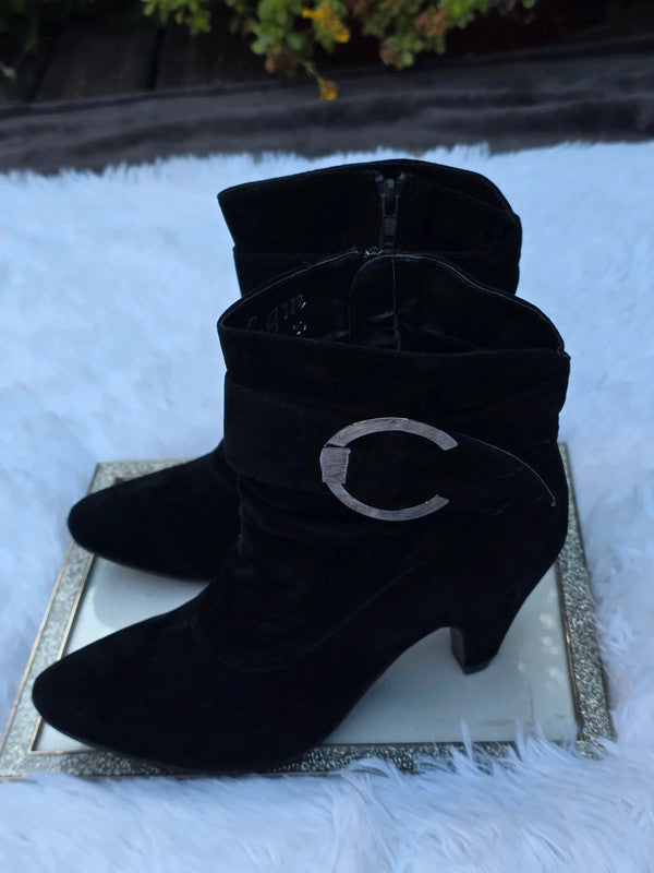 LGM ankle boots size 8