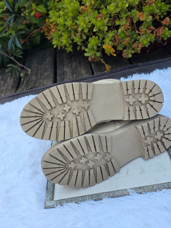 JustFab mid calf boots size 9.5