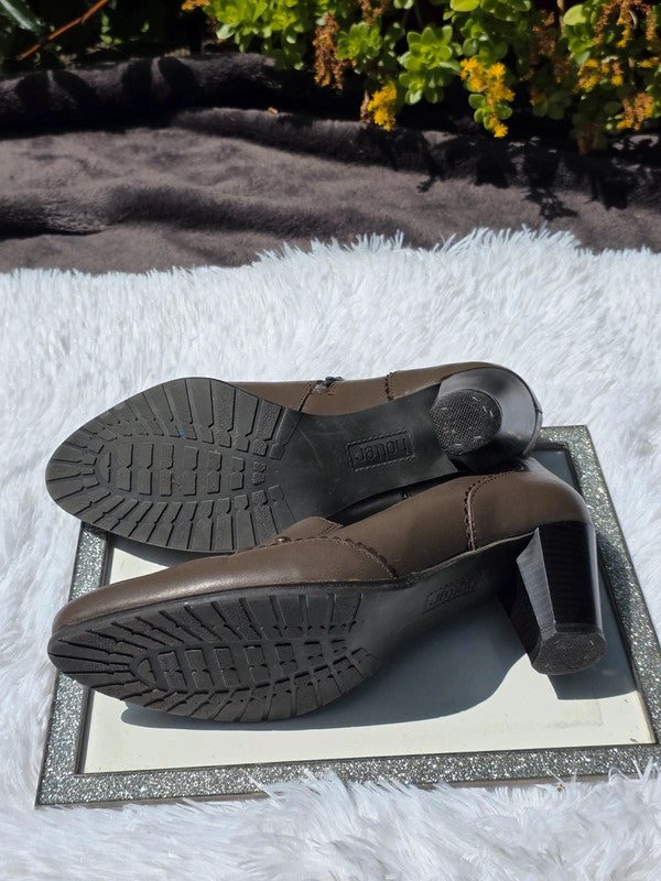 Hotter leather shoes size 7