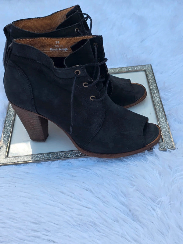 Hudson open toe leather ankle boots size 8