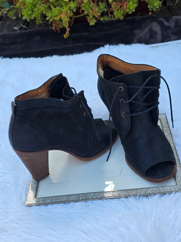 Hudson open toe leather ankle boots size 8