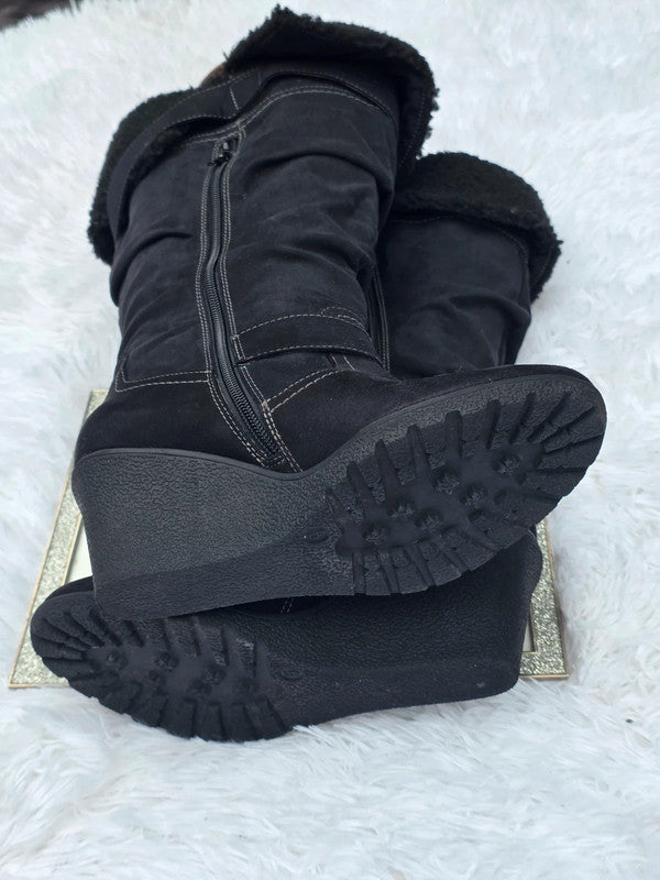 Finish The Look knee High boots size 7