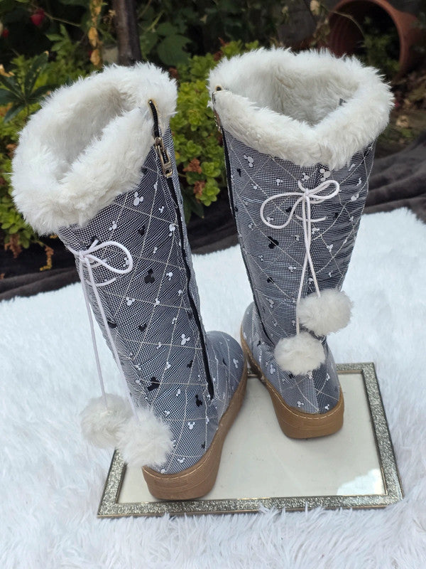 LDS Ugg Boot size 5.5