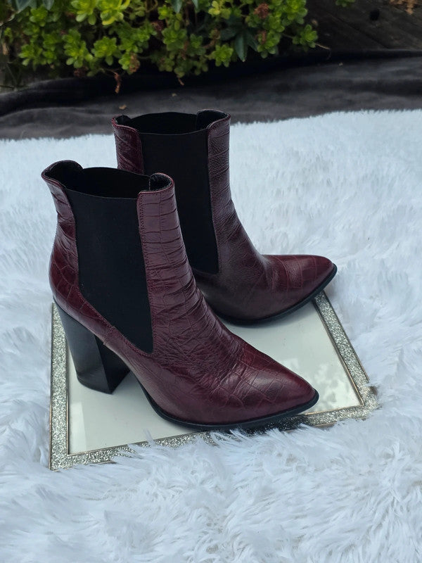 River Island ankle boots size 6