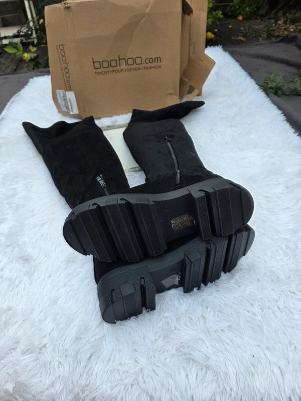Boohoo over knee boots size 5