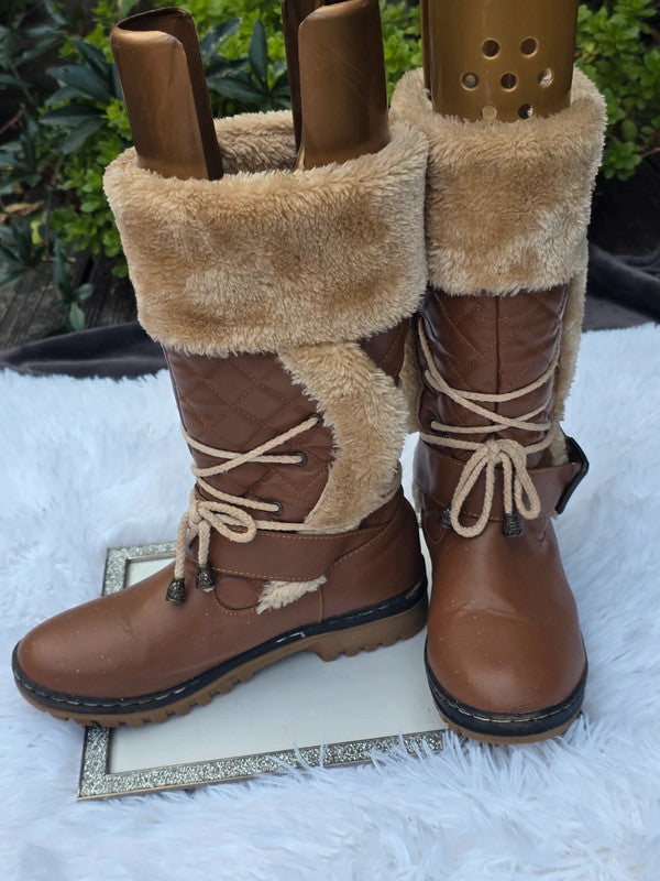 Ella snow boots size 7