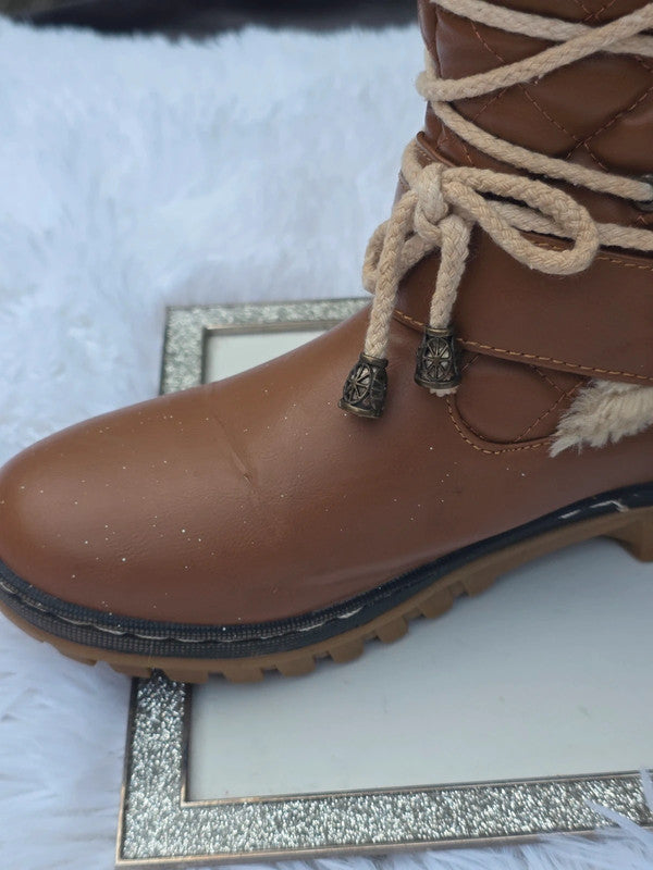 Ella snow boots size 7