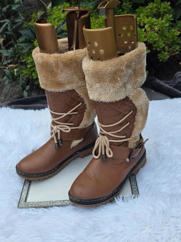 Ella snow boots size 7