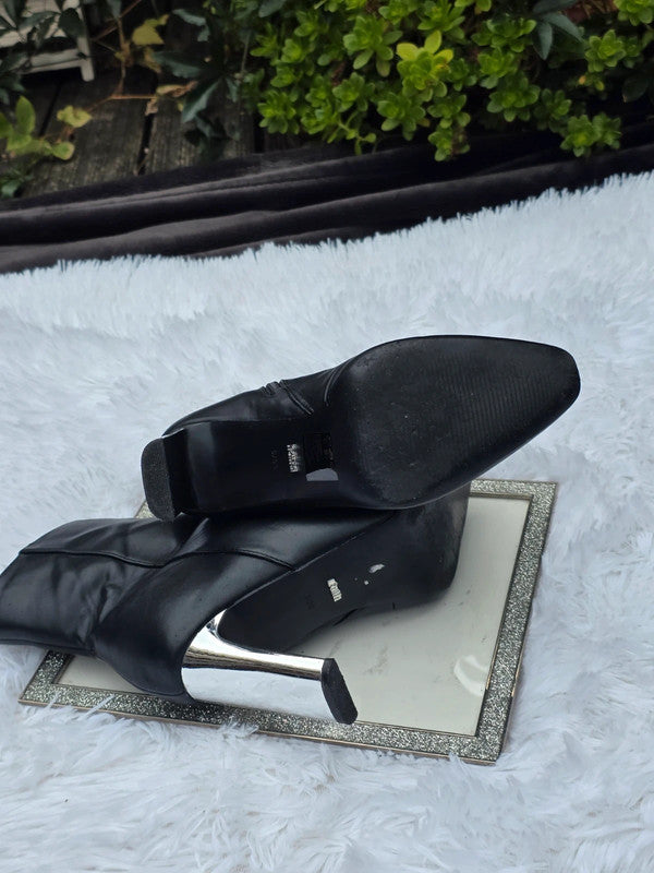 Faith black ankle boots size 8