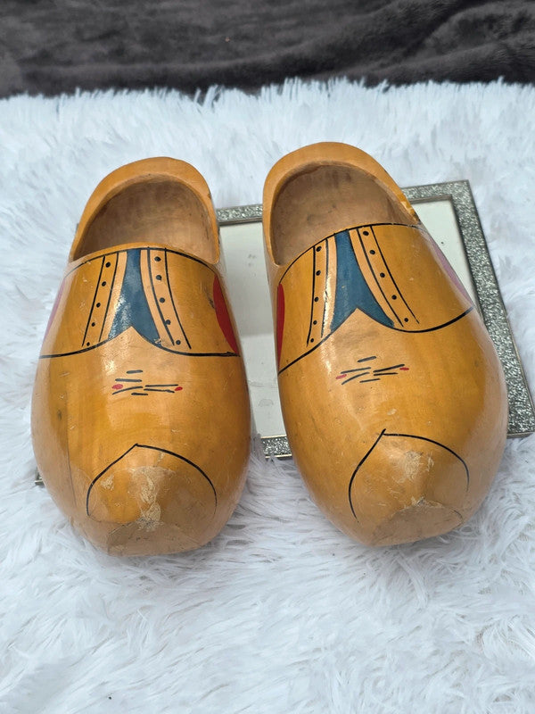 Vintage wooden shoes from Holland Signed size 5