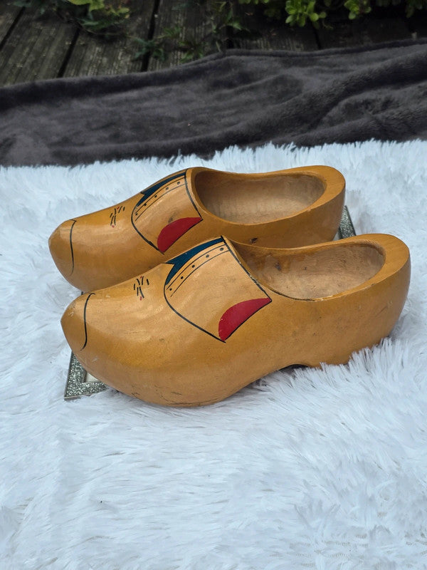 Vintage wooden shoes from Holland Signed size 5