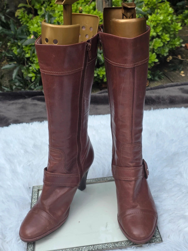 Clarks mid-calf leather boots size 7