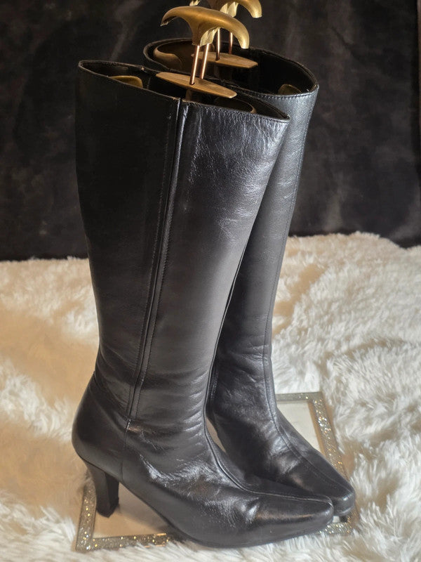 A Wallis knee high leather boots size 7