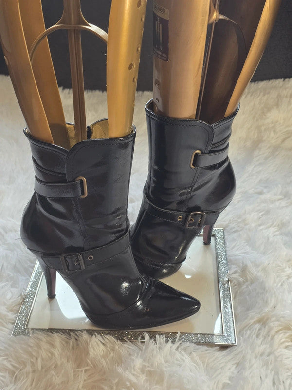 Faith ankle boots size 8