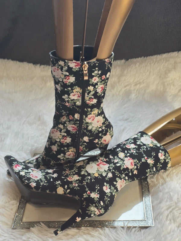 Day vine floral ankle boots size 8