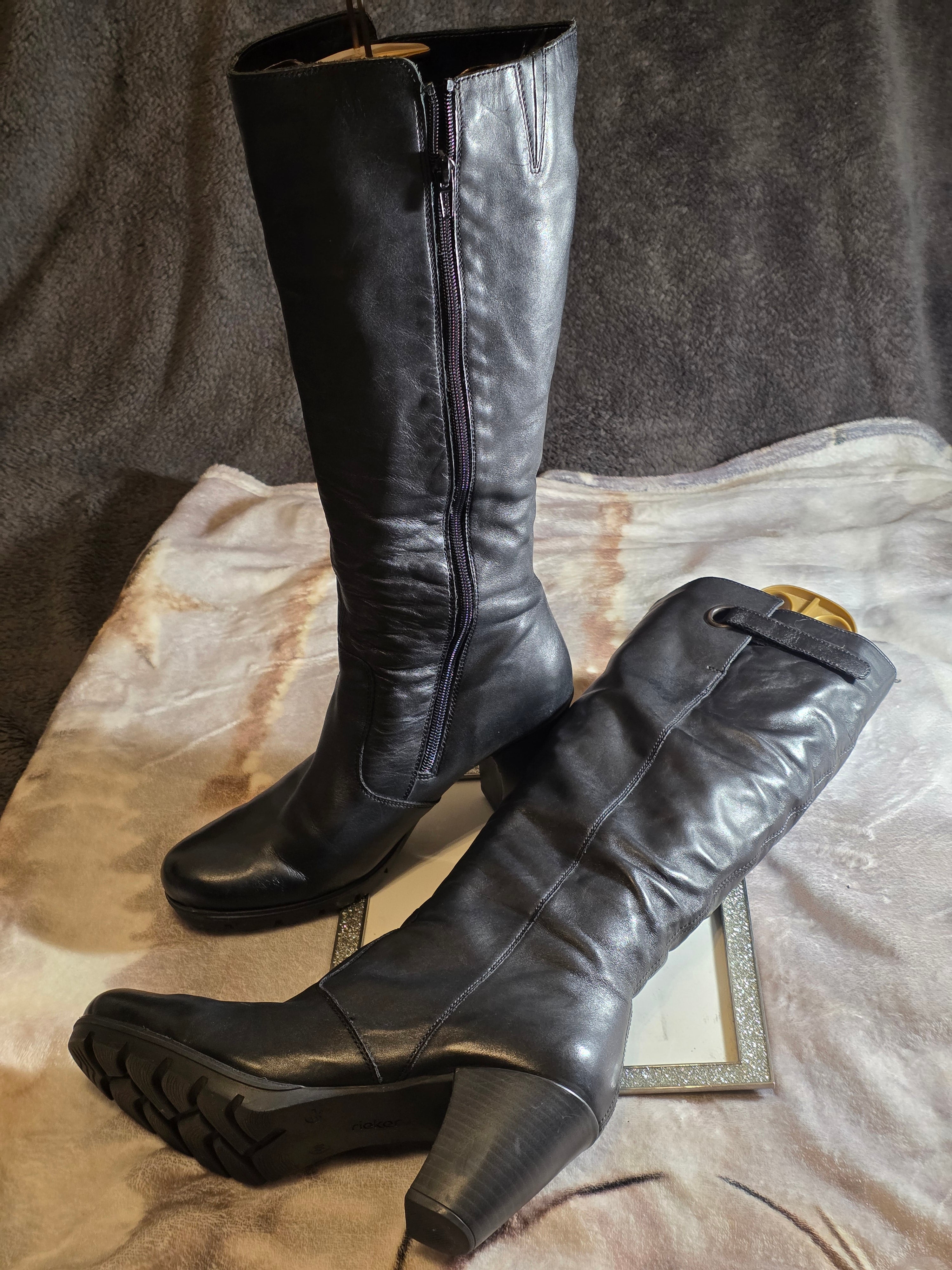 A Rieker Leather Knee-High Boots size 6.5