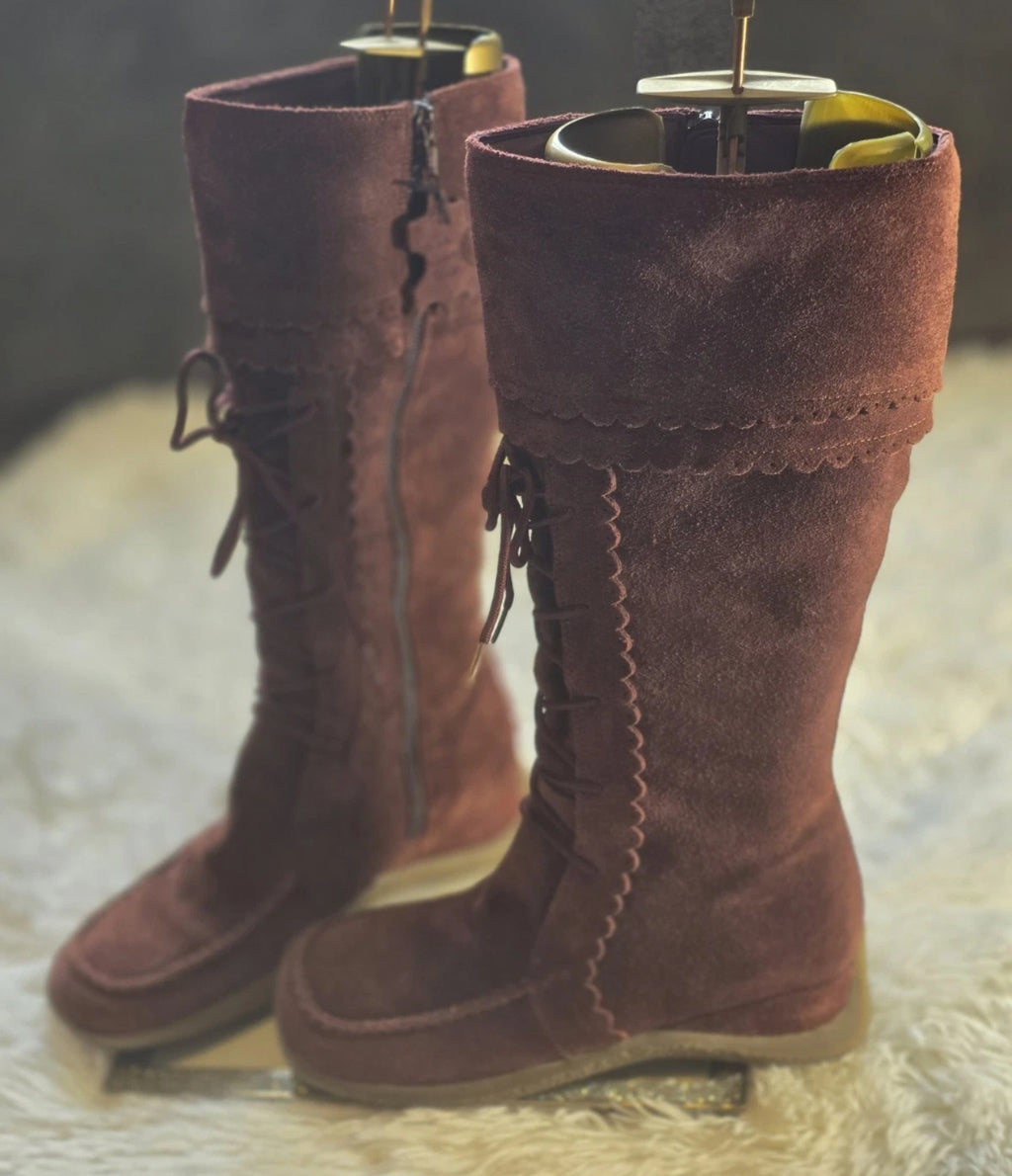 A Tammy Girl Knee-High Leather Boots size 6