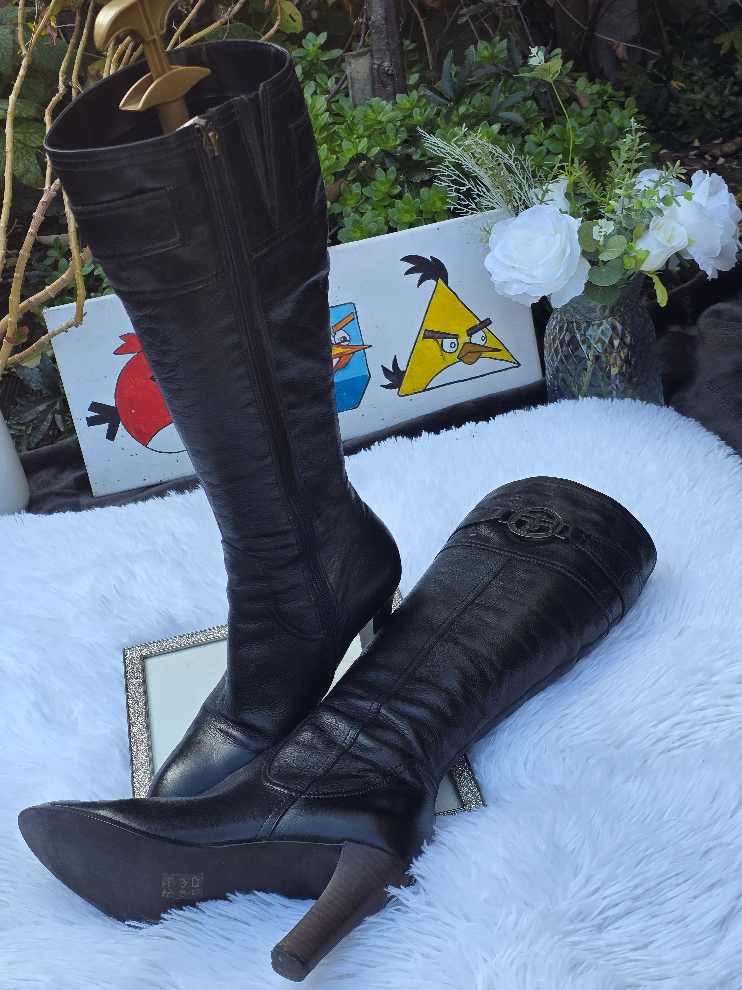 A River Island Leather Knee-High Boots size 6