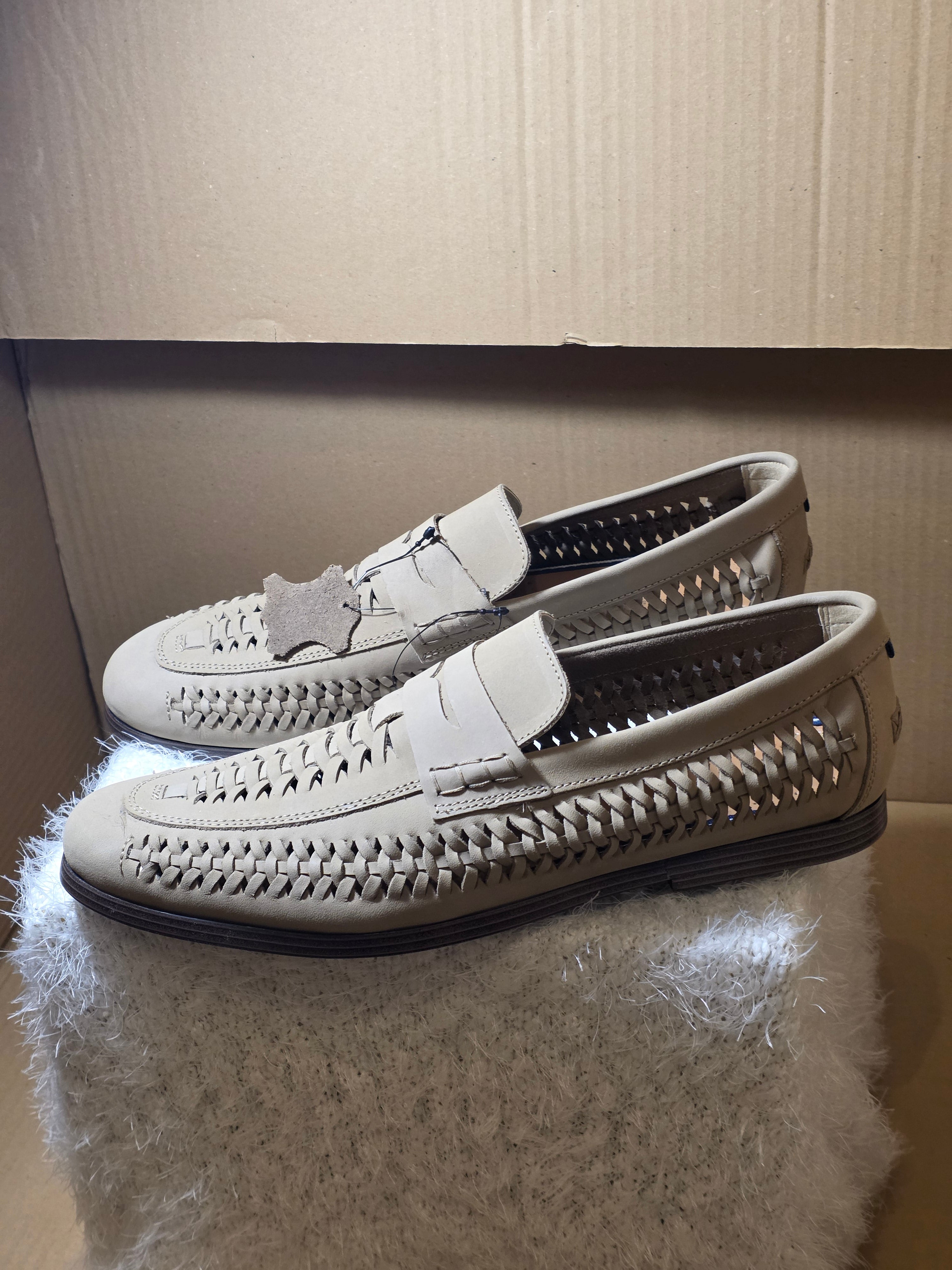 A Marks & Spencer Mens Leather Woven Loafers, new never worn, uk size 11