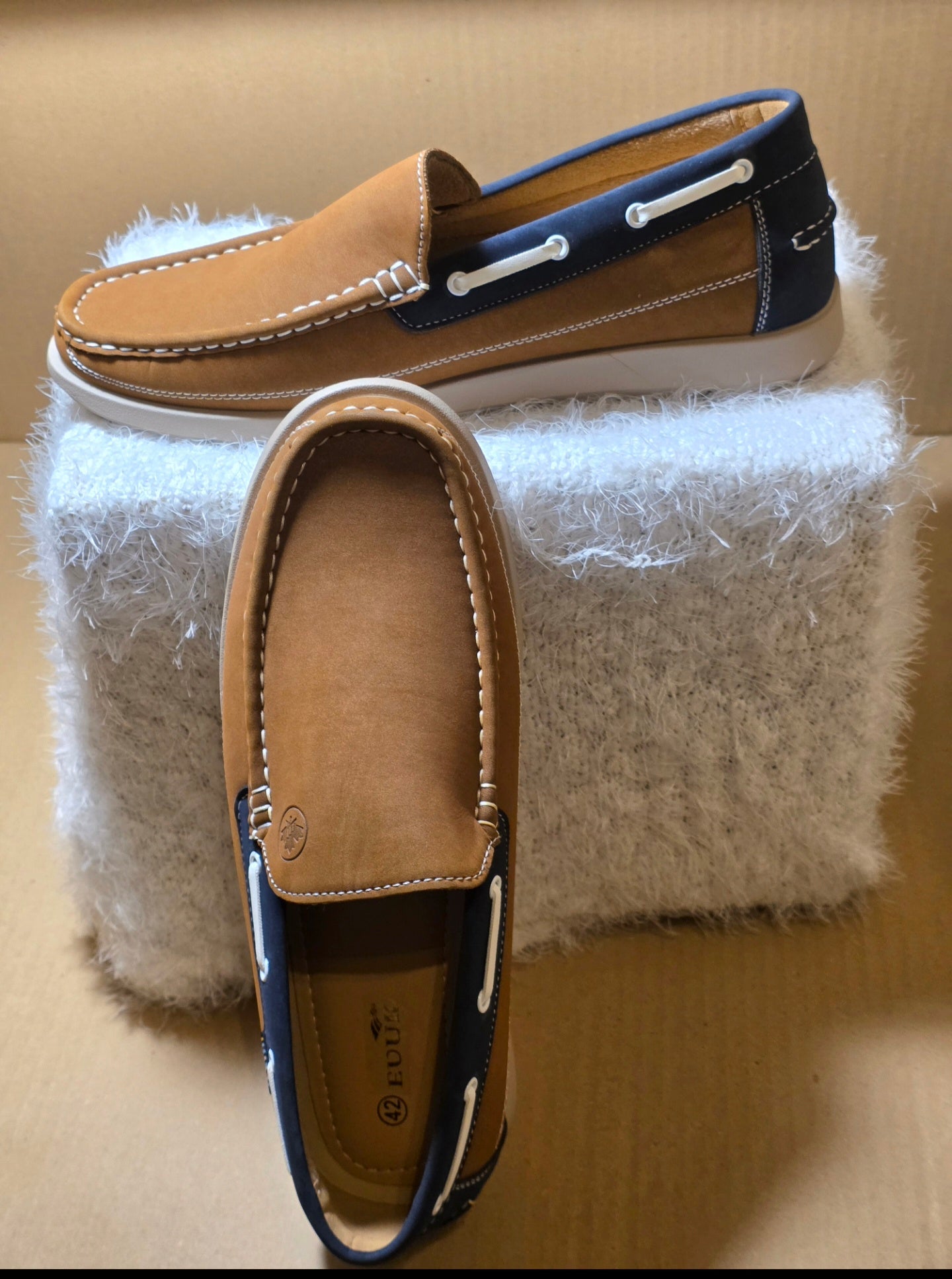 A EUUK mens boat shoes uk size 8, new never worn