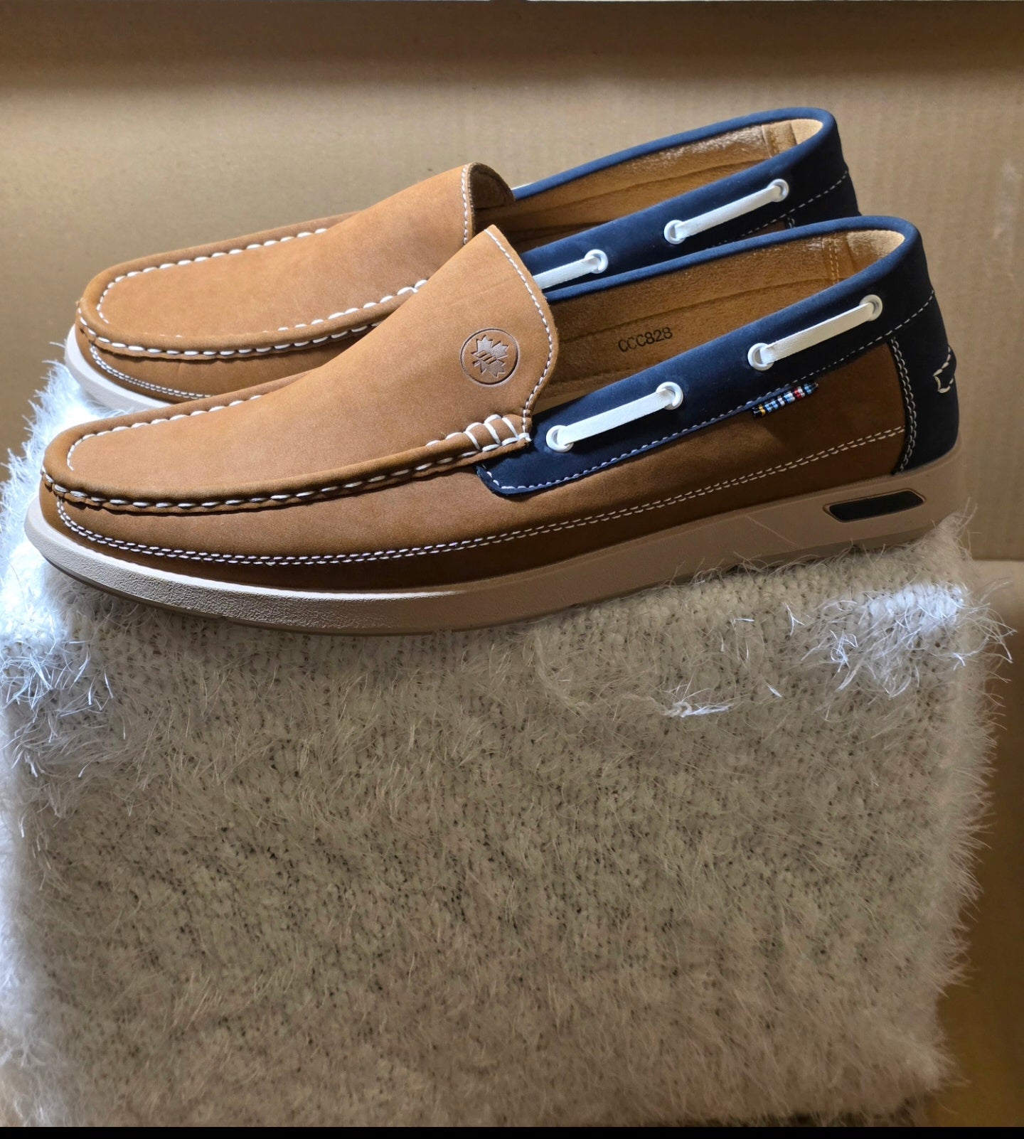 A EUUK mens boat shoes uk size 8, new never worn