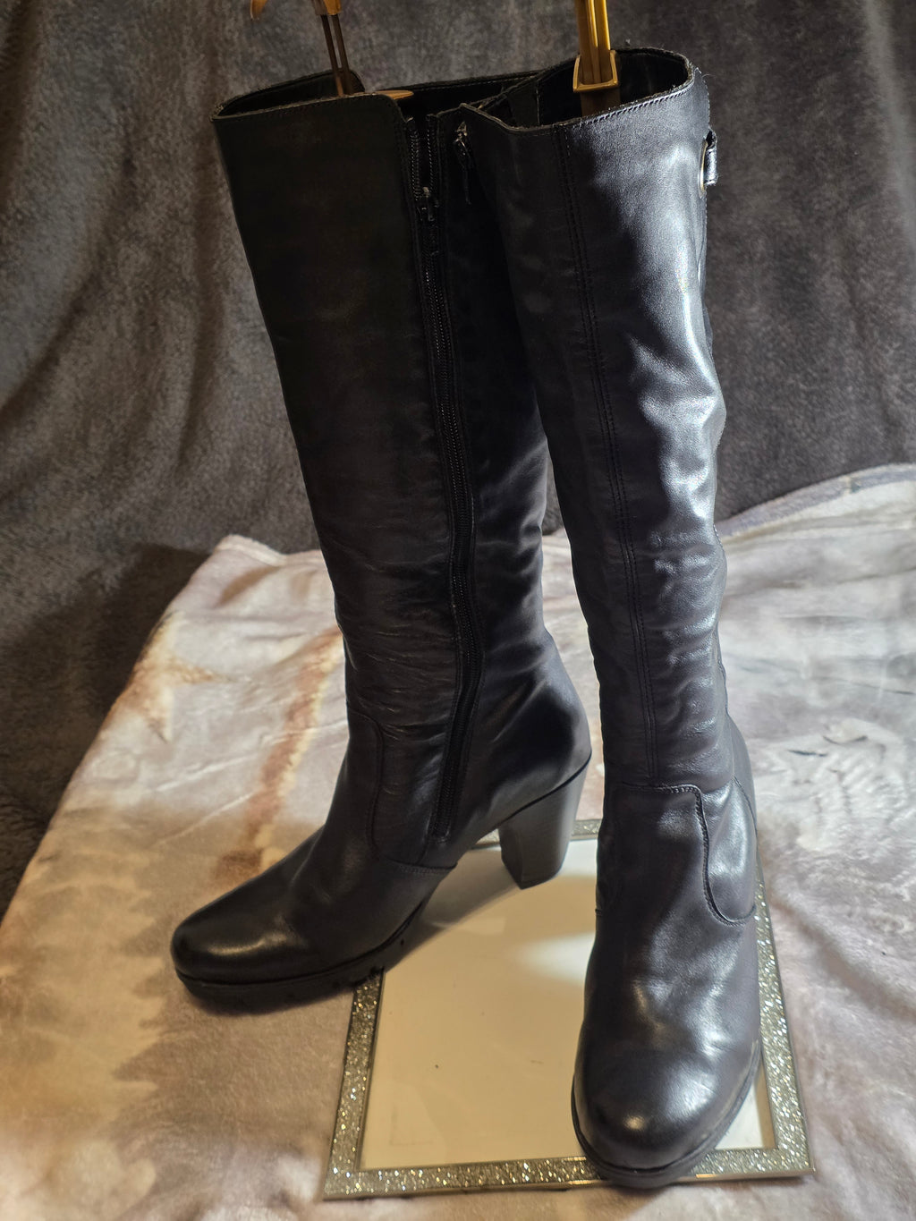 A Rieker Leather Knee-High Boots size 6.5