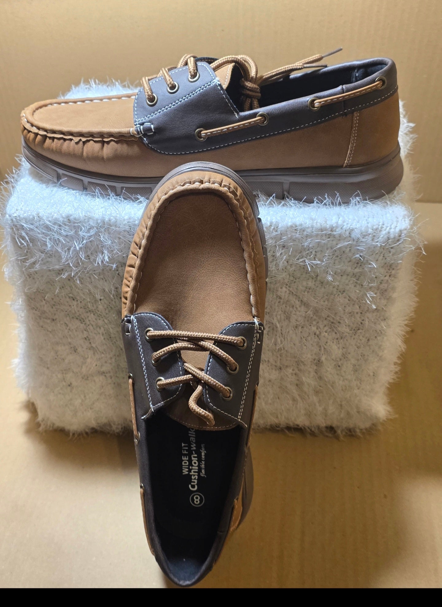 A Cushion walk UK size 8 mens shoes