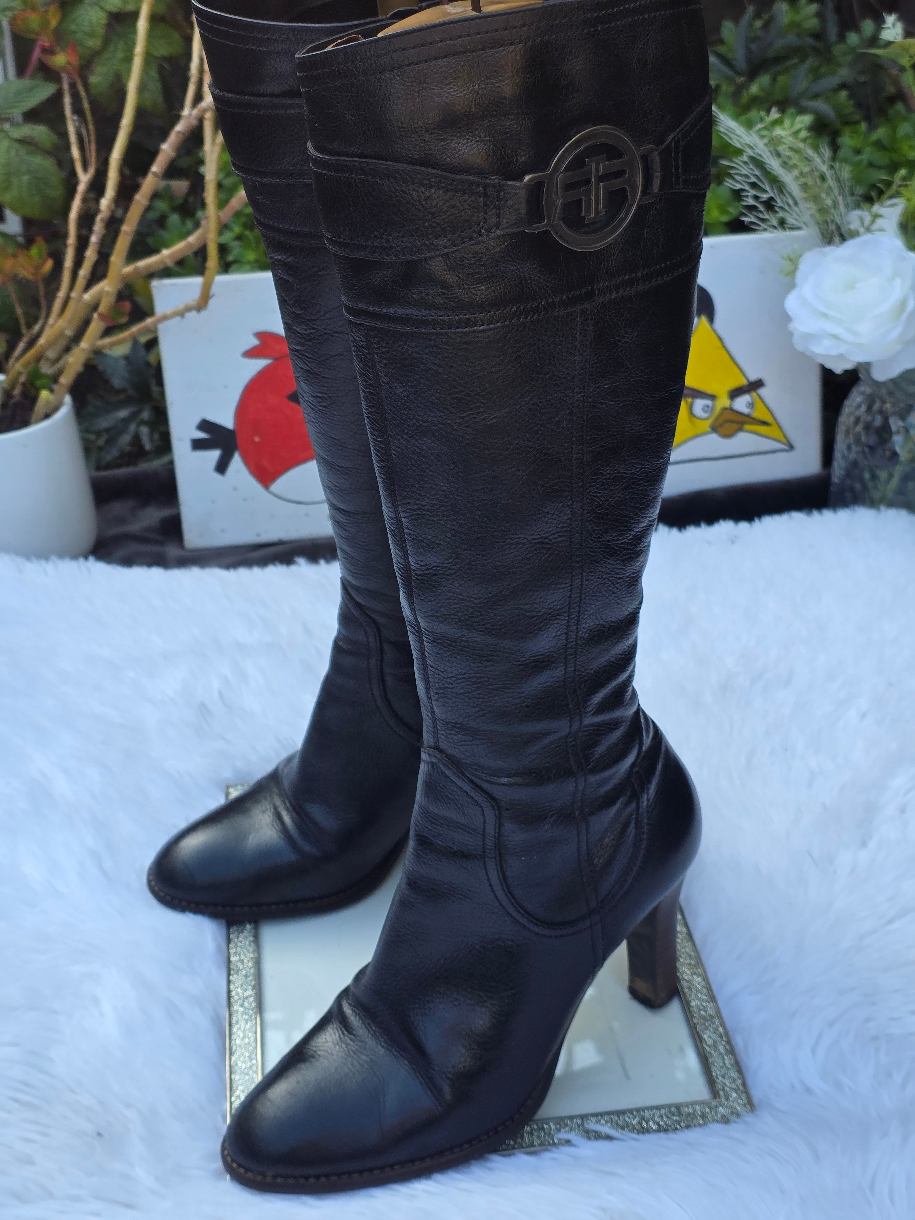 A River Island Leather Knee-High Boots size 6