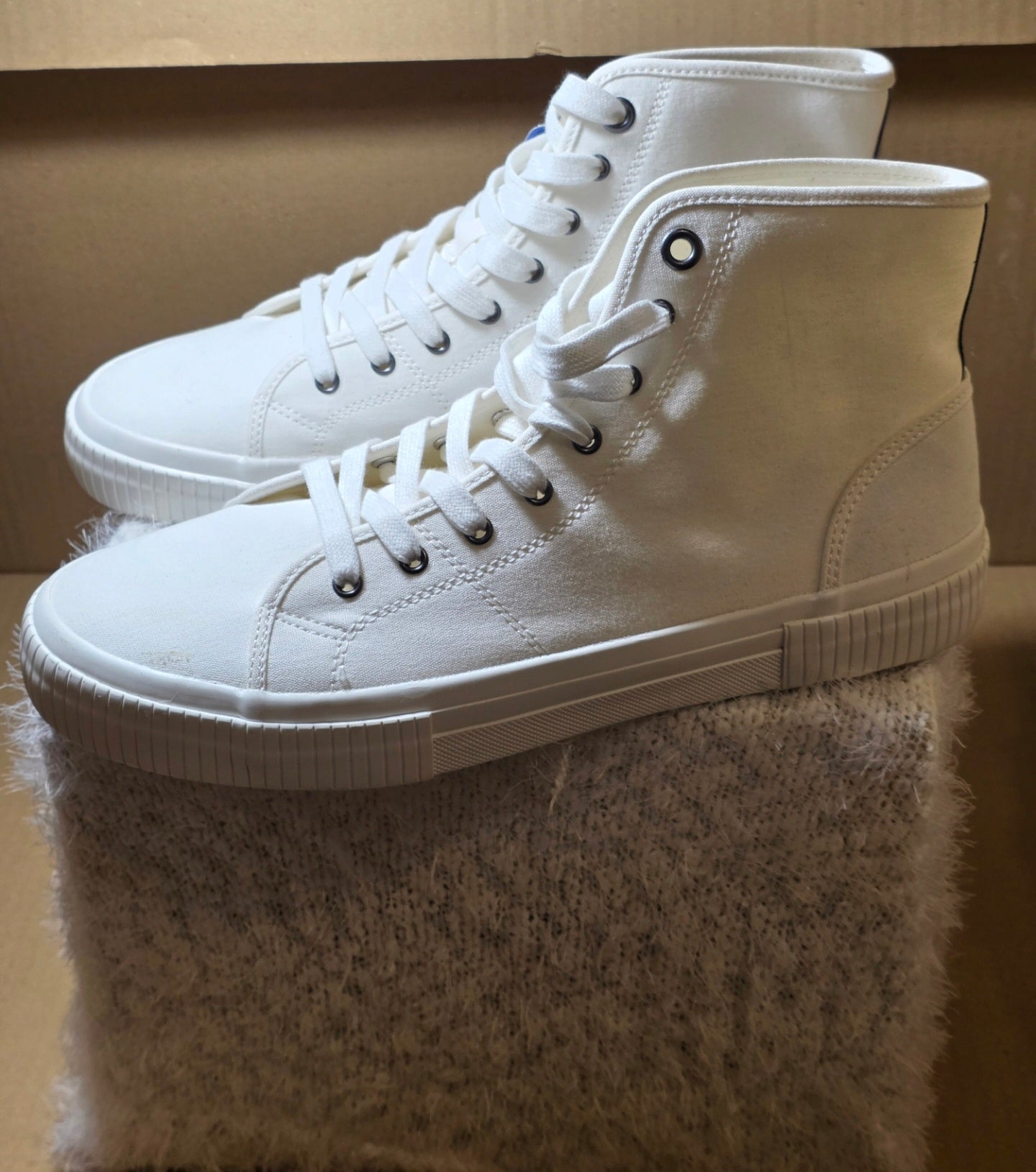 A Next Mens Canvas Boots, uk size 10. New never used